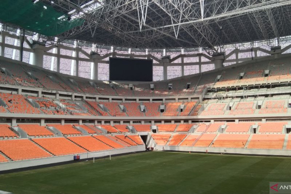 Jakarta International Stadium. Branda Antara