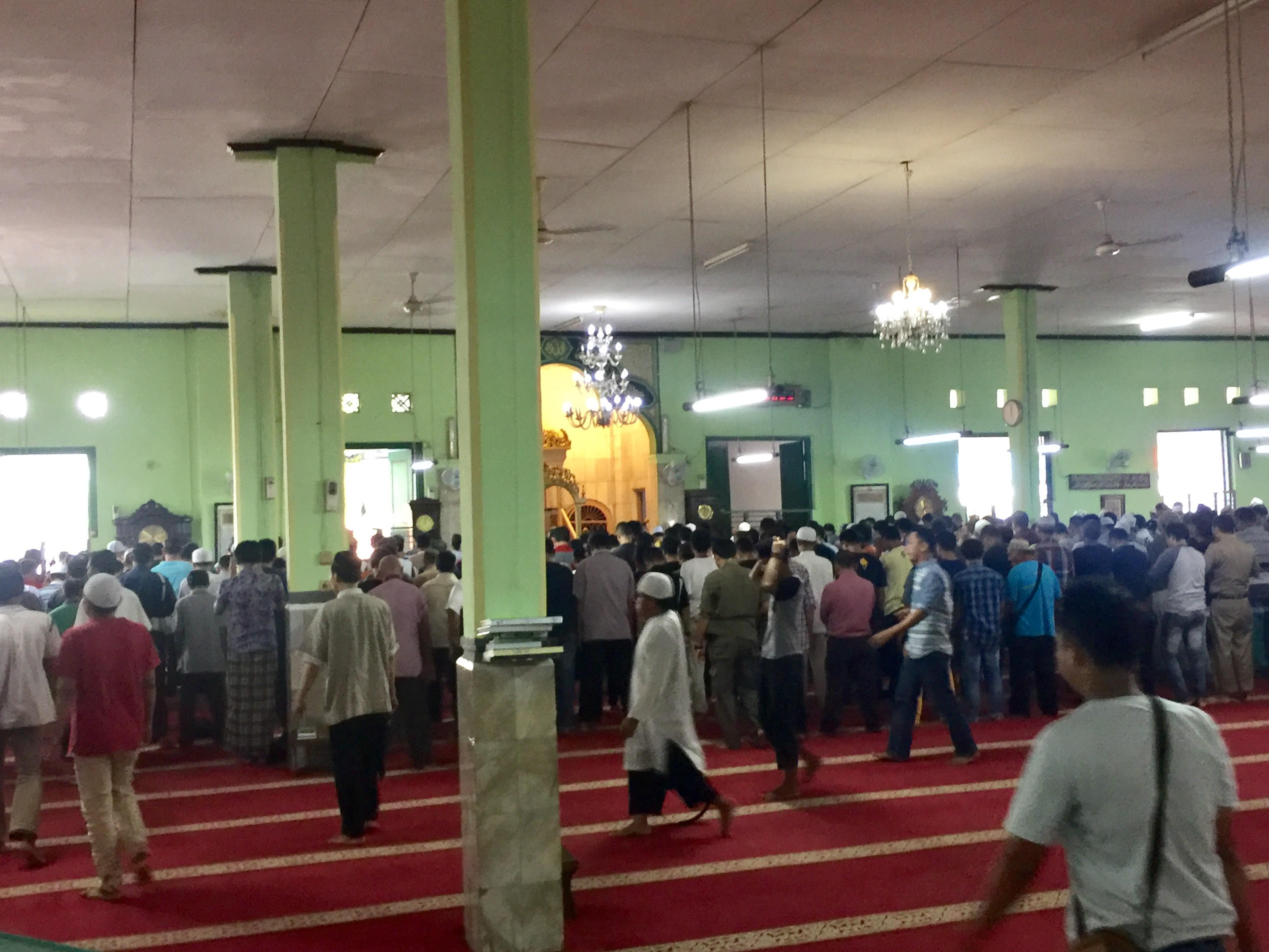 Masjid Al-Ma'mur Tanah Abang, Megah di Usia Senja
