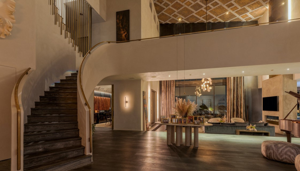 Intip Rumah John Legend dan Chrissy Teigen yang Dijual Rp353 Miliar