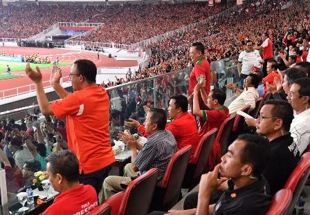 Anies tak Masuk Daftar Pendamping Jokowi Menyerahkan Piala