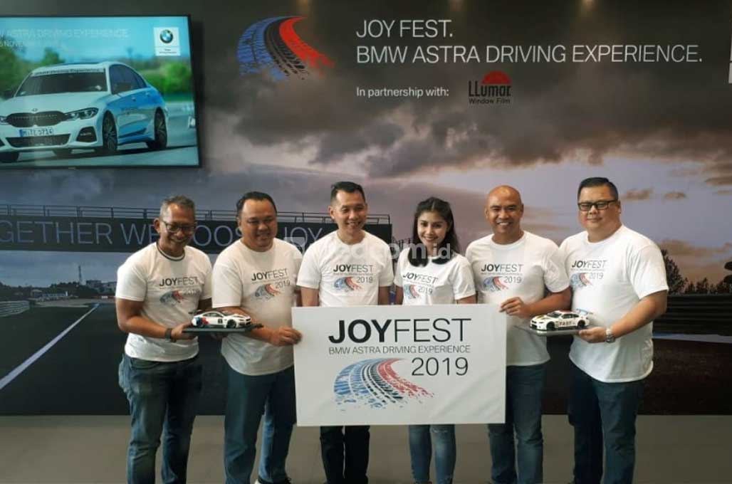 Rasakan Sensasi Balapan Mobil di Joy Fest BMW Astra Driving Experience