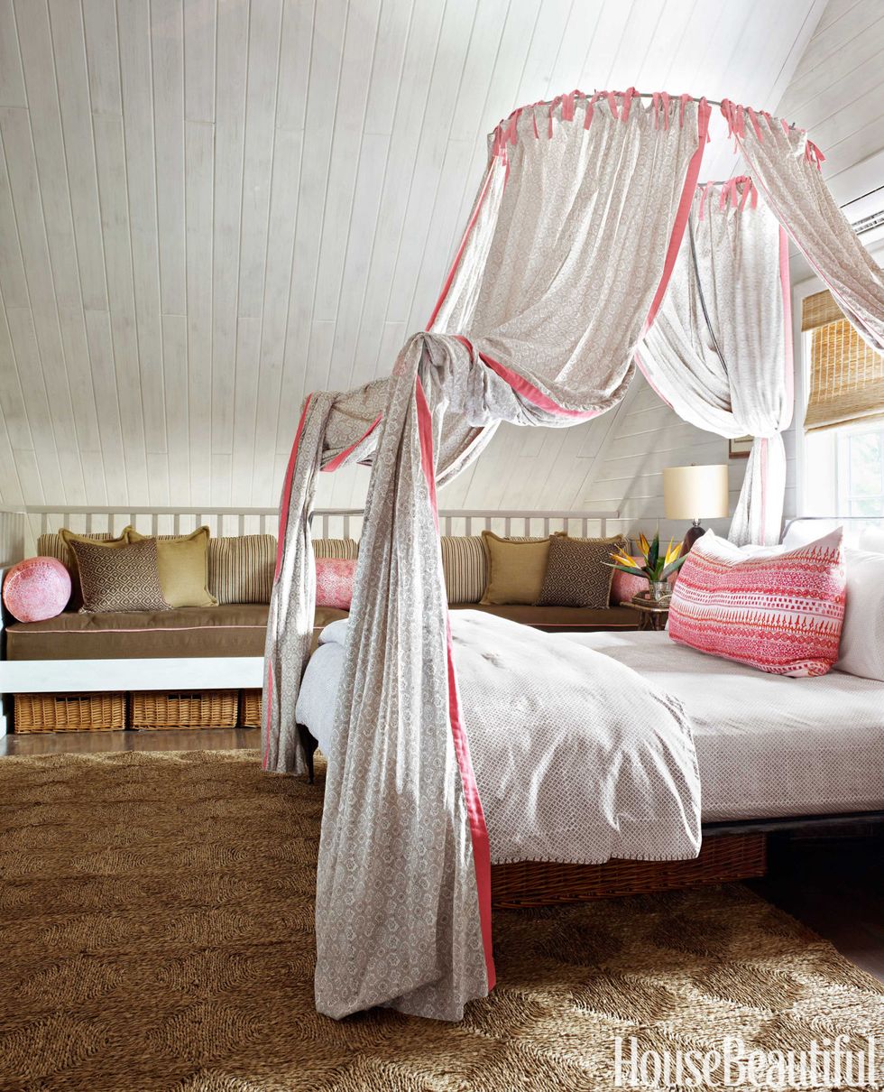 5 Ide Kanopi untuk Tempat Tidur