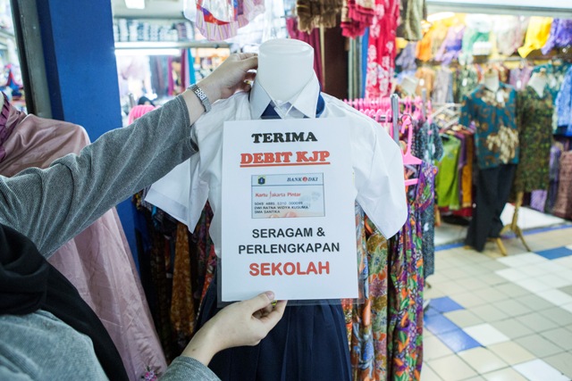 Lika-liku Survei dan Kesaksian Penerima Kartu Jakarta Pintar