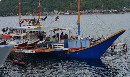 KRI Hiu Tangkap Tiga Kapal Filipina di Samudera Pasifik