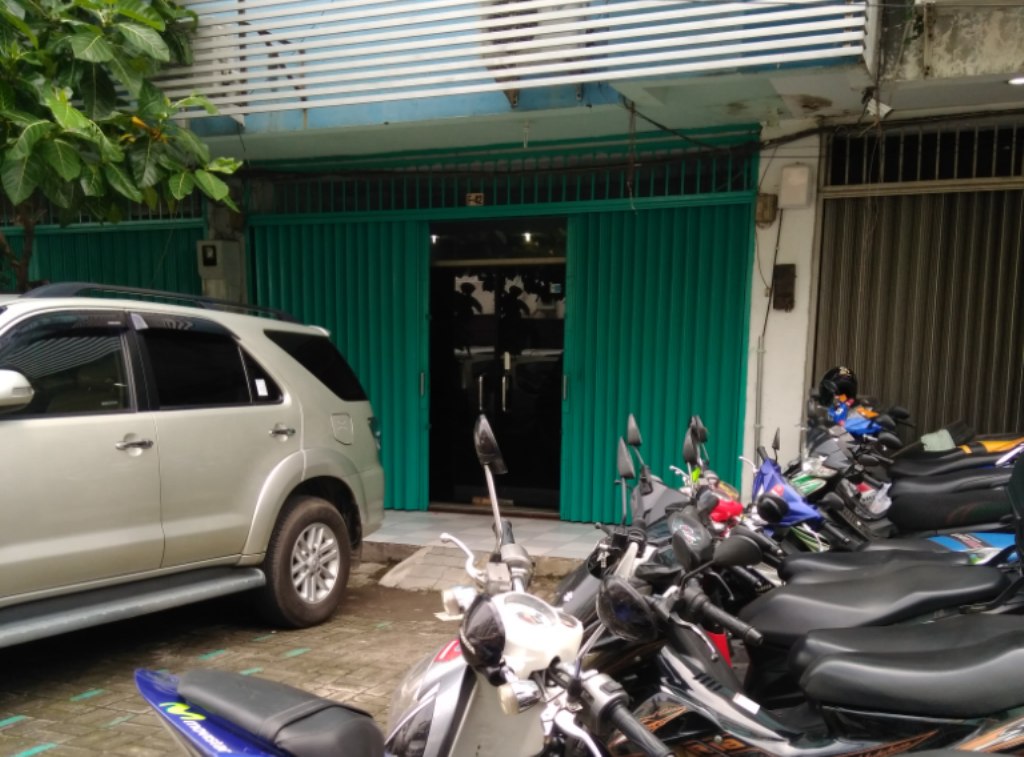 Sunyi di Kantor Bos Daging Sapi