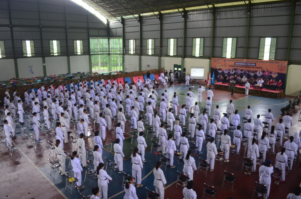 Yonif Mekanis Jaya Yudha Tingkatkan Kualitas Pelatih Karate