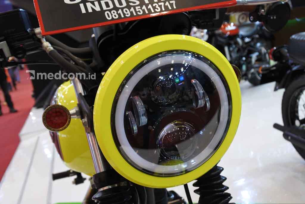 Kawasaki W175 Tampil Ngejreng ala Custom Concept Industries