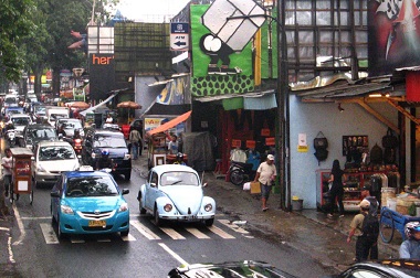 Sambut Pejabat, Emil Ajak Belanja di Bandung