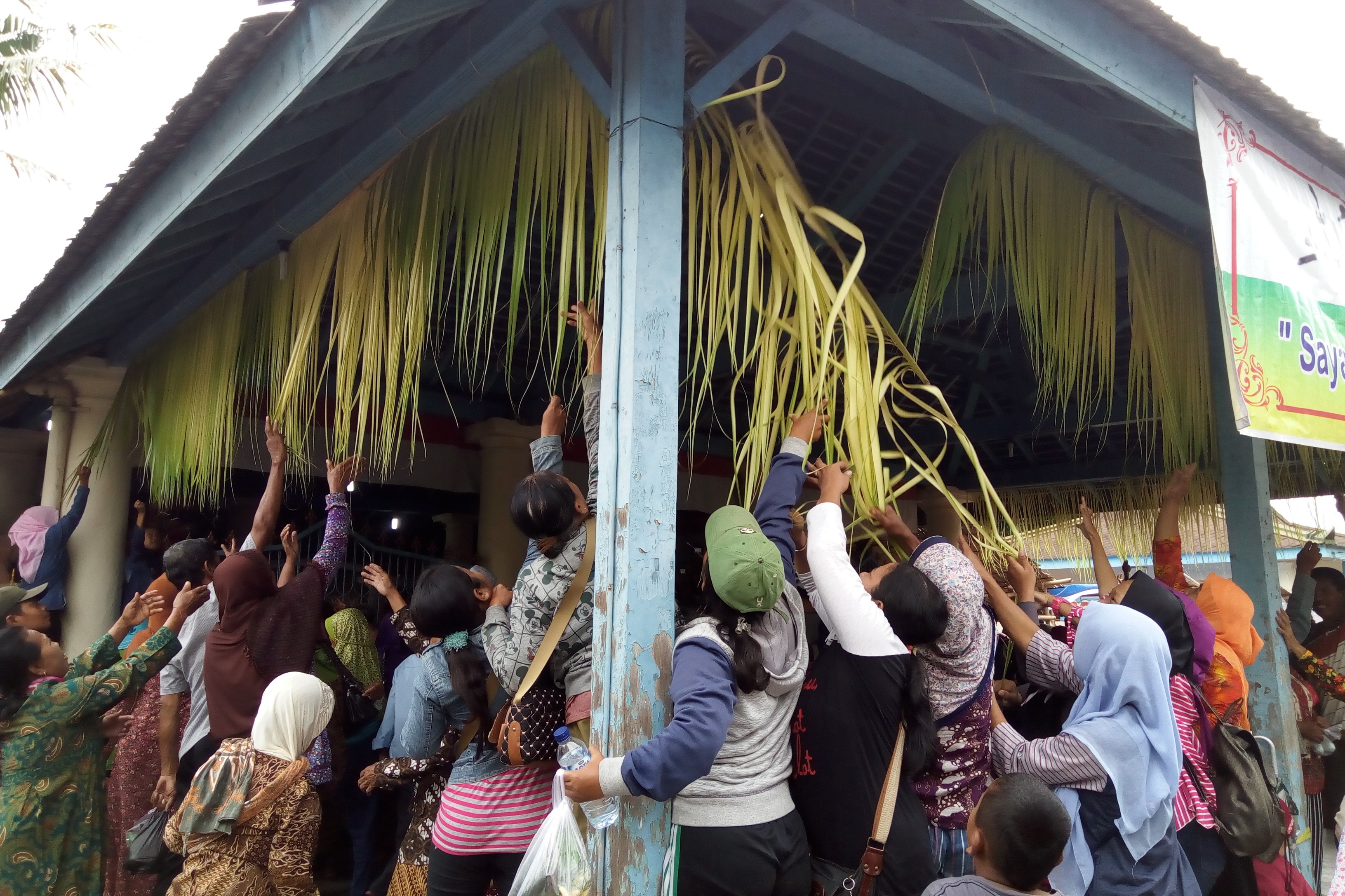 Tradisi Menginang nan Ratusan Tahun Tetap Lestari