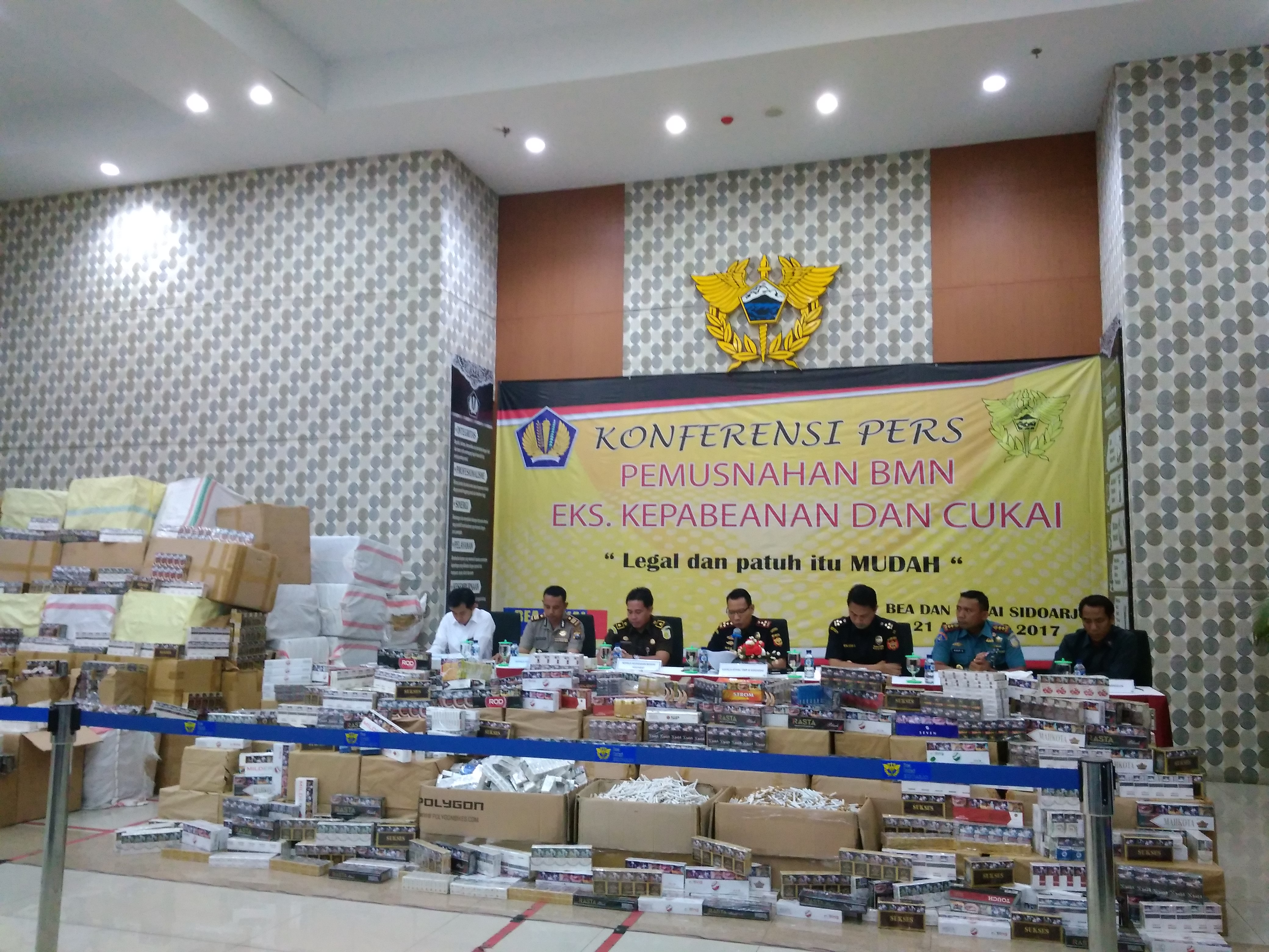 2,9 Juta Batang Rokok Ilegal Dimusnahkan