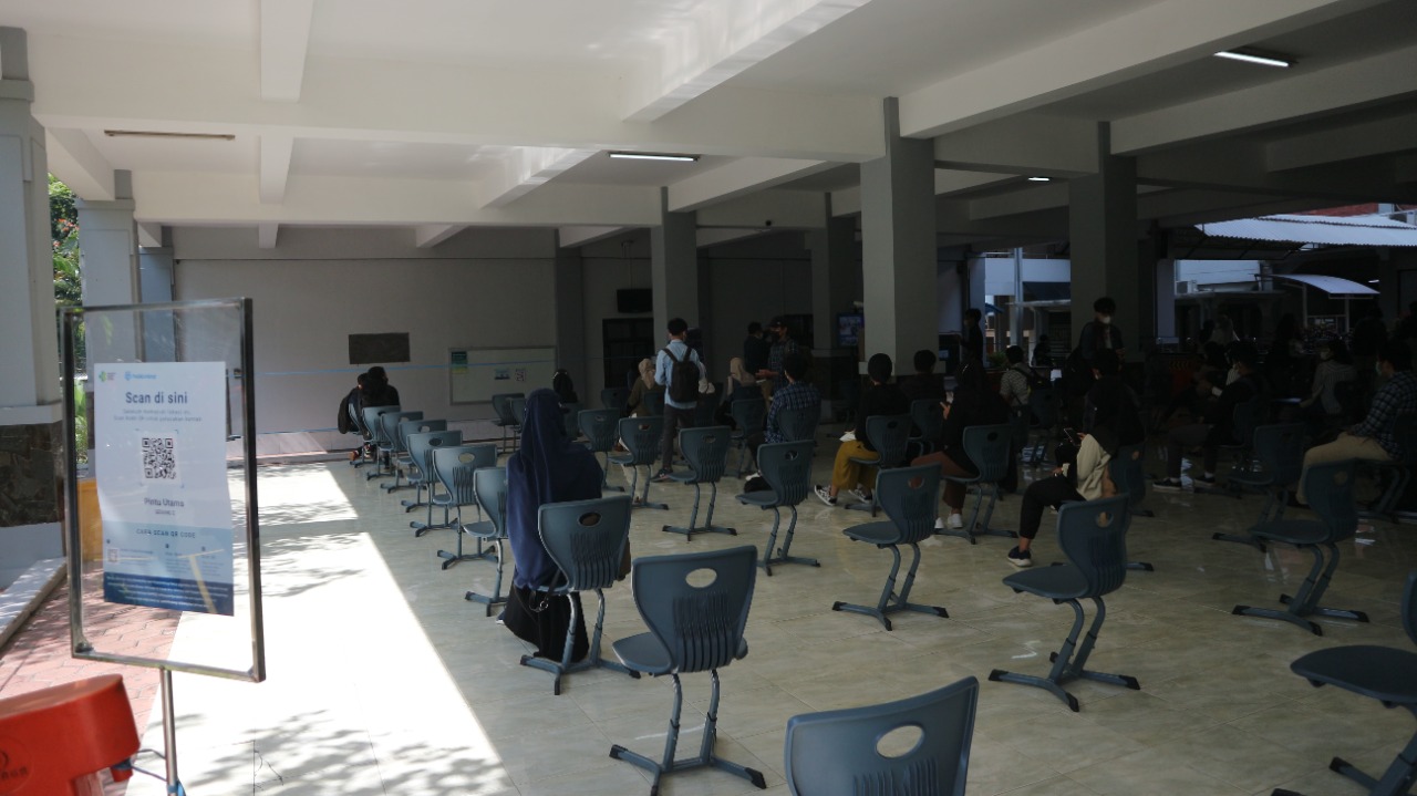 UB Mulai Gelar Kuliah <i>Hybrid</i>