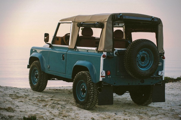 Landy Defender 90 Lahir Kembali