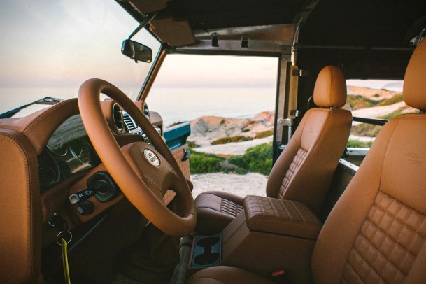 Landy Defender 90 Lahir Kembali