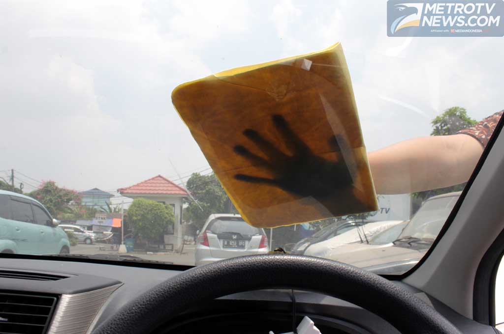 Waspada Pakai Kemoceng, Bisa Merusak Cat Mobil