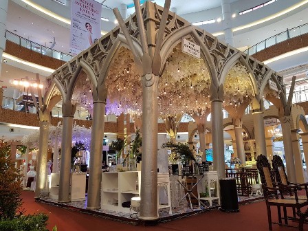 Ada Sagrada Familia di Royal Wedding Fair V