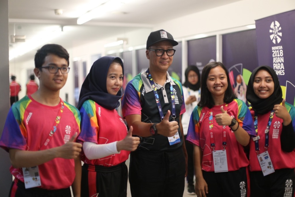 Mensos Terbawa Emosi Saksikan Semifinal Para Bulu Tangkis