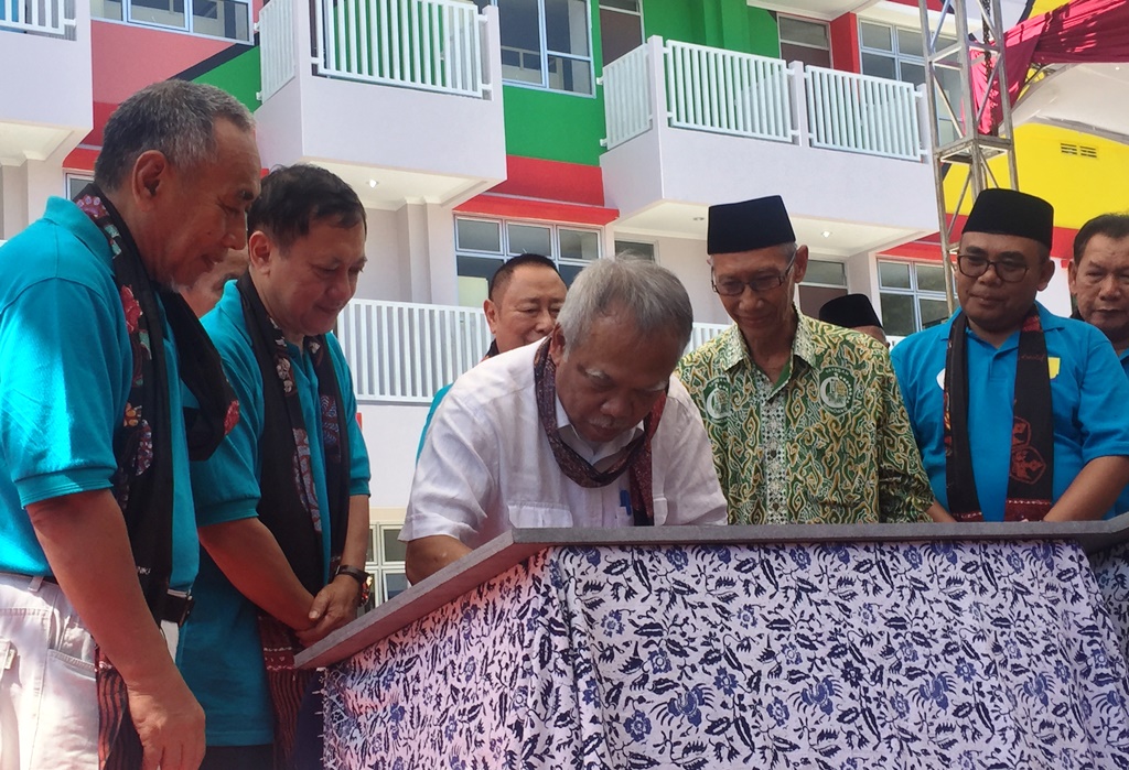 Gebukan Drum Menteri PUPR Tandai Peresmian Rusunawa Unikal