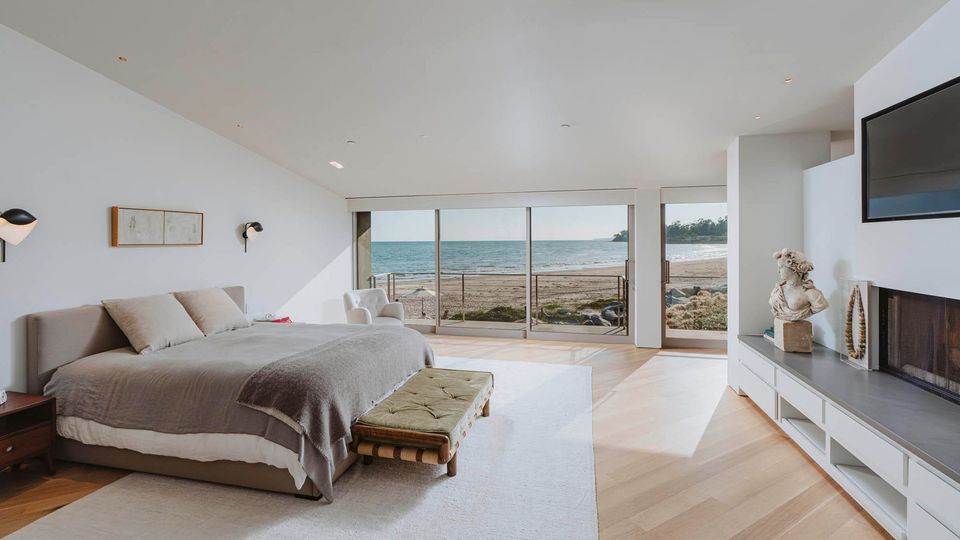 Rumah Ellen DeGeneres, Pemandangan Laut Seluas Mata Memandang