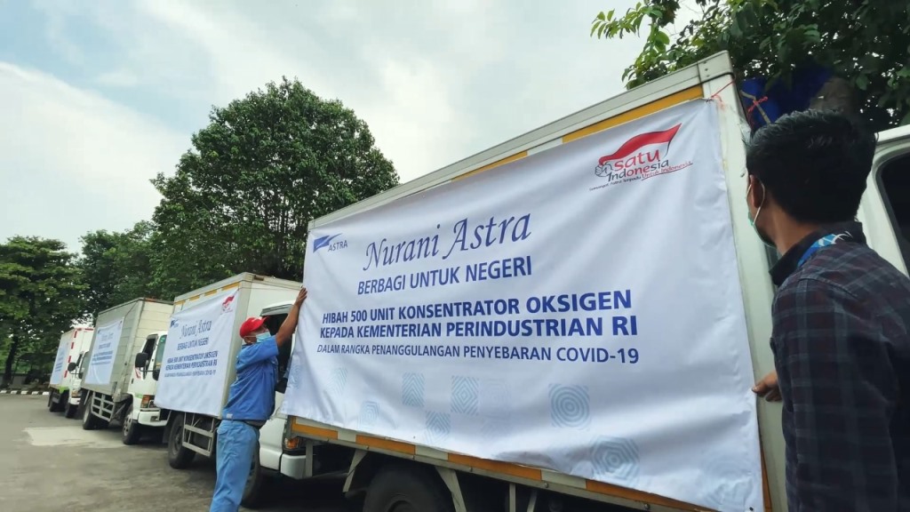 Astra Serahkan Bantuan Oksigen untuk Indonesia