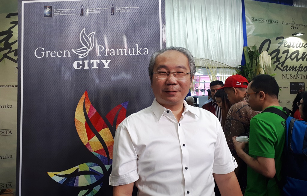 Wujud Komitmen Pelayanan Terbaik, Green Pramuka City Bagikan Makan & e-Toll Gratis