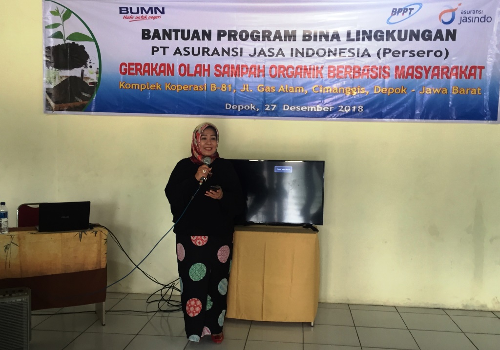 Jasindo Gelontorkan Dana CSR Dukung Pembudidayaan Belatung