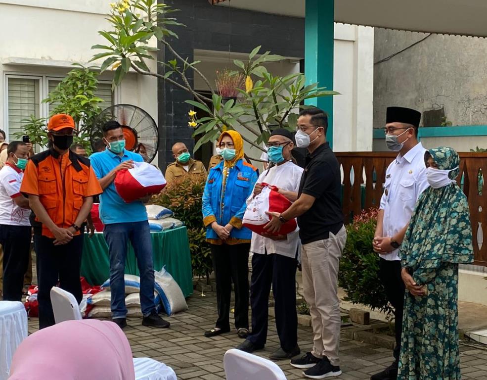 Mensos dan Ketua DPR Salurkan BST di Kabupaten Tangerang
