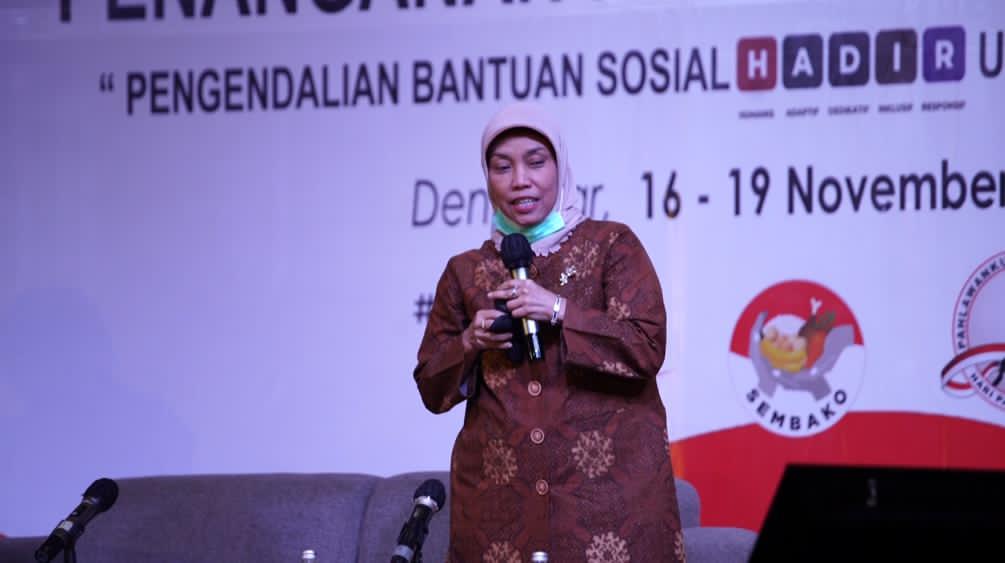Mensos Ingatkan Tim Penyalur Bansos Proaktif Berkoordinasi