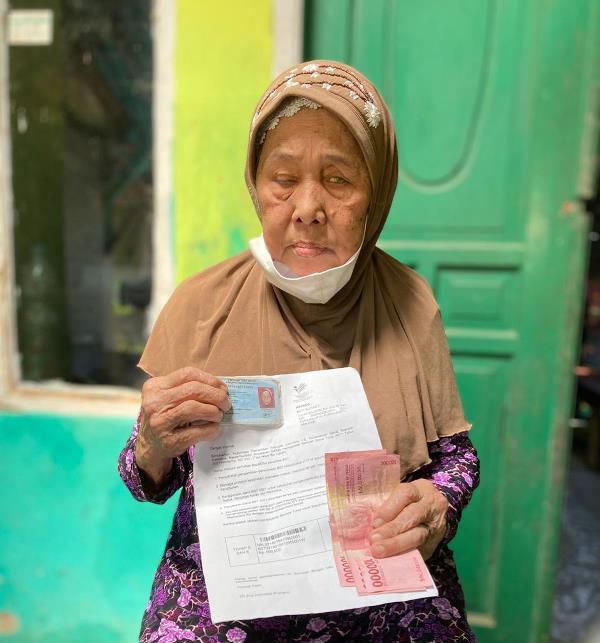 Serentak Pos Indonesia Salurkan BST, Pemkab Purwakarta Siap Bantu