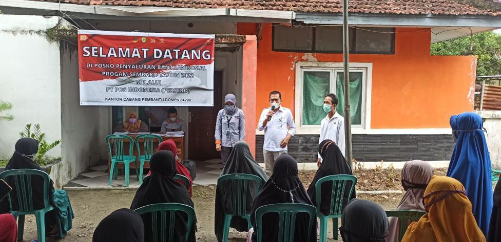 Pos Indonesia Salurkan Bansos Sembako kepada 84.100 KPM di Bima
