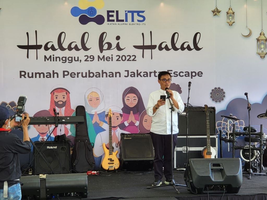 Kolaborasi IKAELITS dan Kemensos Beri Bantuan Listrik Kepada Korban Bencana Sentani