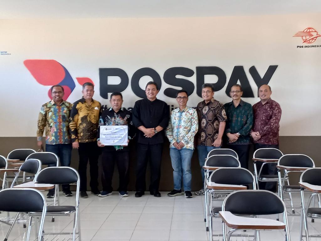 Pos Indonesia dan UNIBA Madura Teken Kerja Sama Layanan Jasa Keuangan