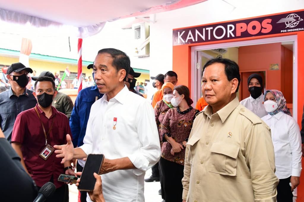 Tinjau Bansos di Maluku, Presiden Sebut dalam Seminggu BLT BBM Tersalurkan kepada 8,1 Juta Penerima