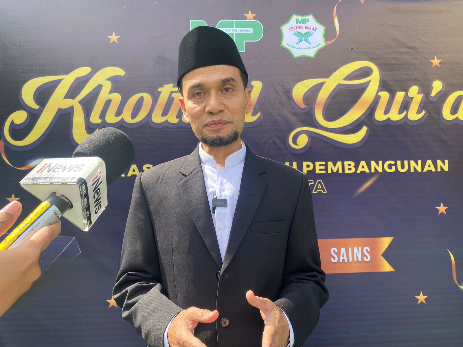 Madrasah Ibtidaiyah Pembangunan UIN Jakarta Mewisuda 234 Siswa Khatam Alquran