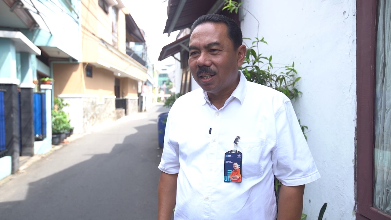 PT Pos Indonesia Salurkan Bantuan ATENSI untuk Yatim Piatu dari Kemensos