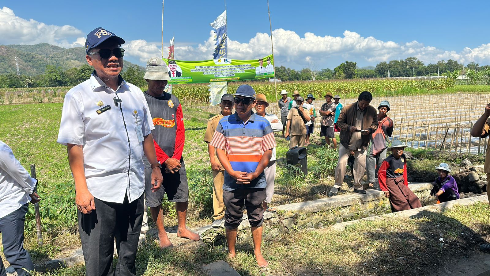Hadapi El Nino, Ditjen PSP Kementan Serahkan Bantuan untuk Petani di Lombok Barat