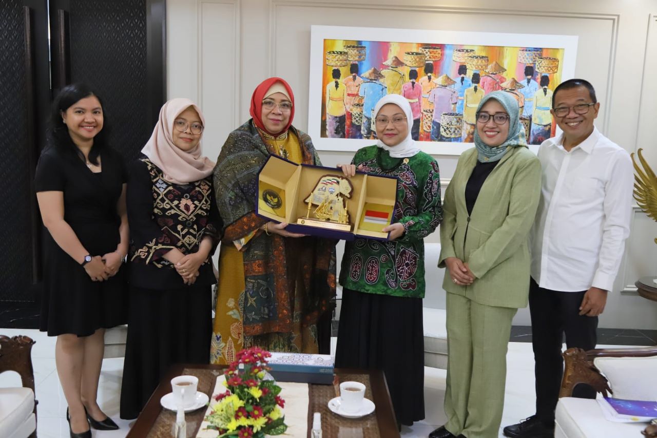 Menaker Bertemu Dubes Kuwait Bahas Perluasan Kesempatan Kerja