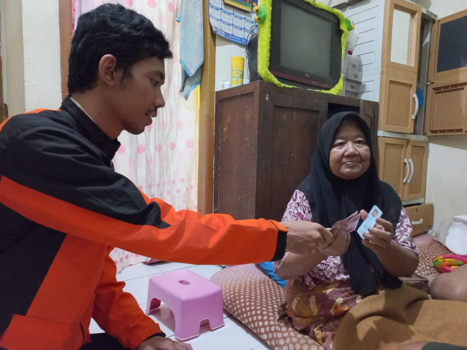 Penyaluran Bansos Sembako dan PKH Triwulan II di Bandung Capai 95 Persen