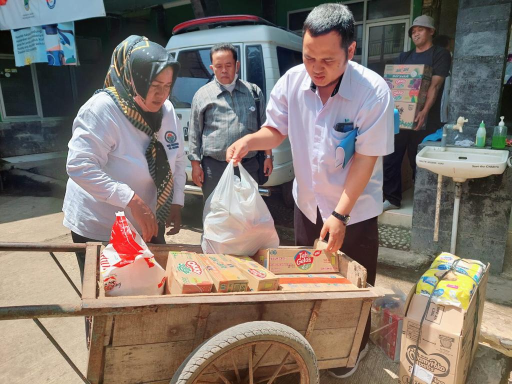 Sentra Abiyoso Salurkan Bantuan Rp141 Juta kepada 88 Penyandang Disabilitas di Kabupaten Bandung