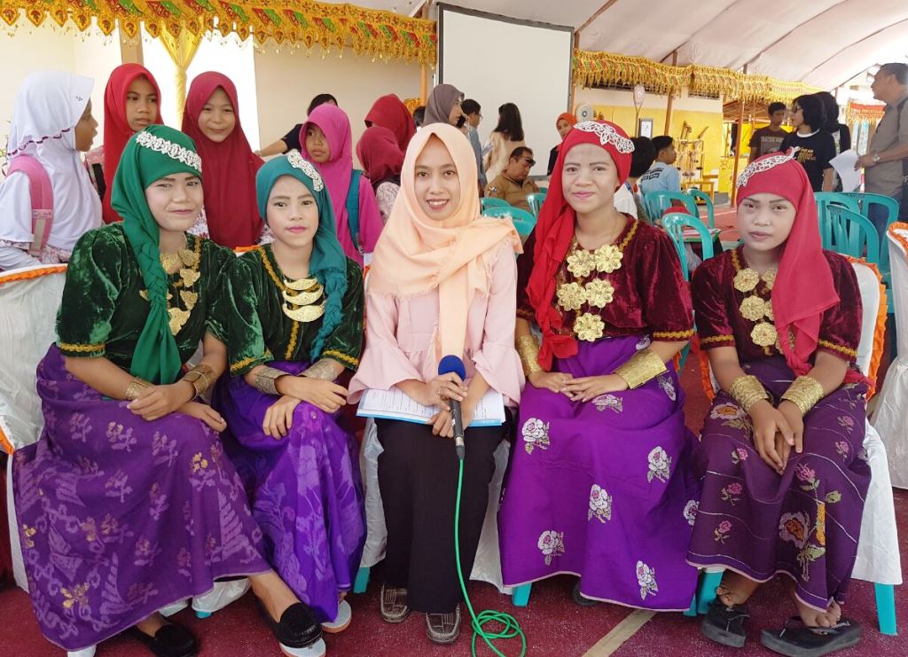 Siswi Tuna Rungu Bawakan Tari Kakavu di Pekan Budaya Indonesia di Palu