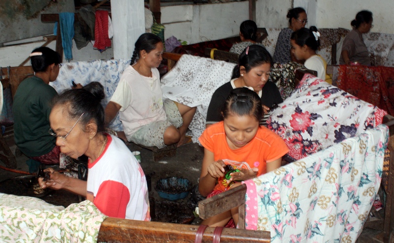 Perempuan Penggerak Roda Ekonomi Bangsa