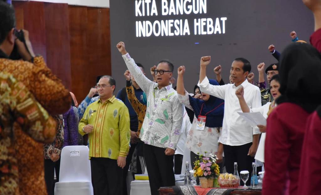 Jokowi Temui Ribuan Penerima Bansos PKH dan BPNT
