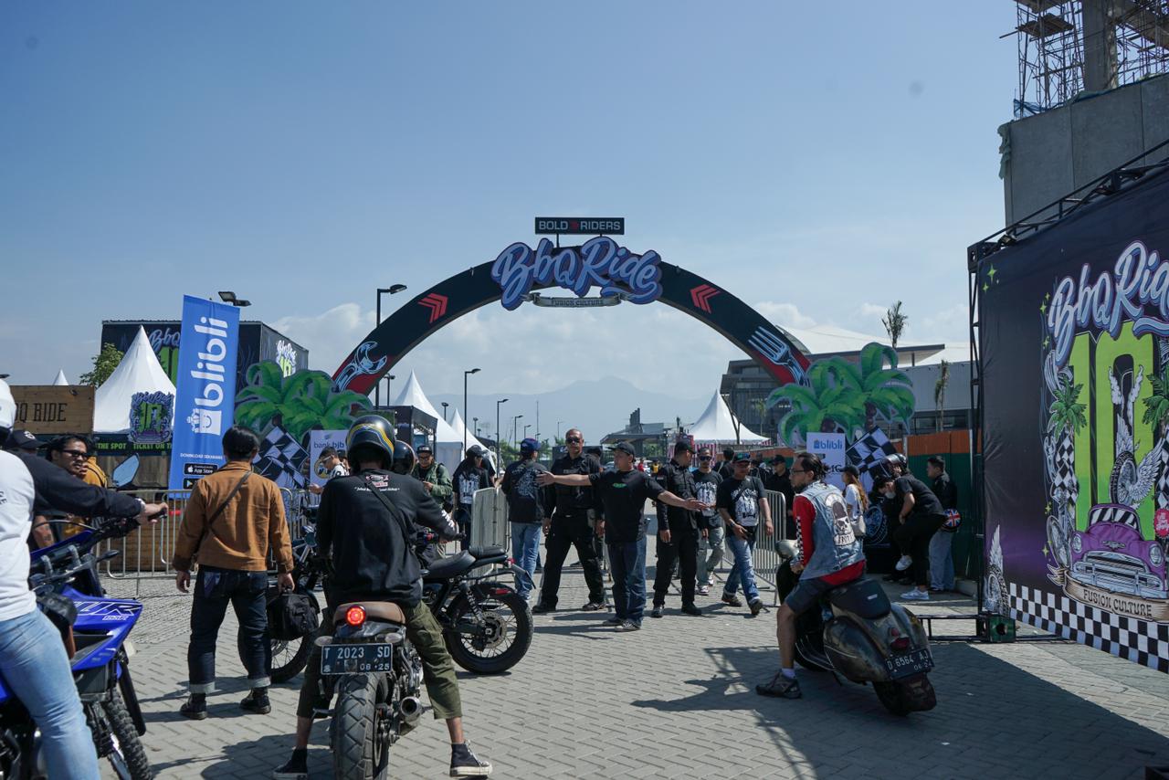Dukung BBQ RIDE 2023, bank bjb Manjakan Penggemar Modifikasi Mobil dan Motor