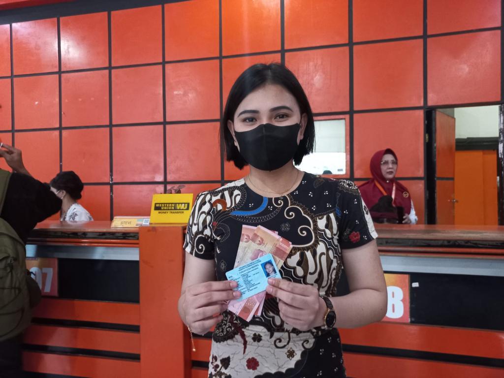 Ambil BSU di Kantorpos, Pekerja: Cepat, Mudah, dan Petugasnya Ramah