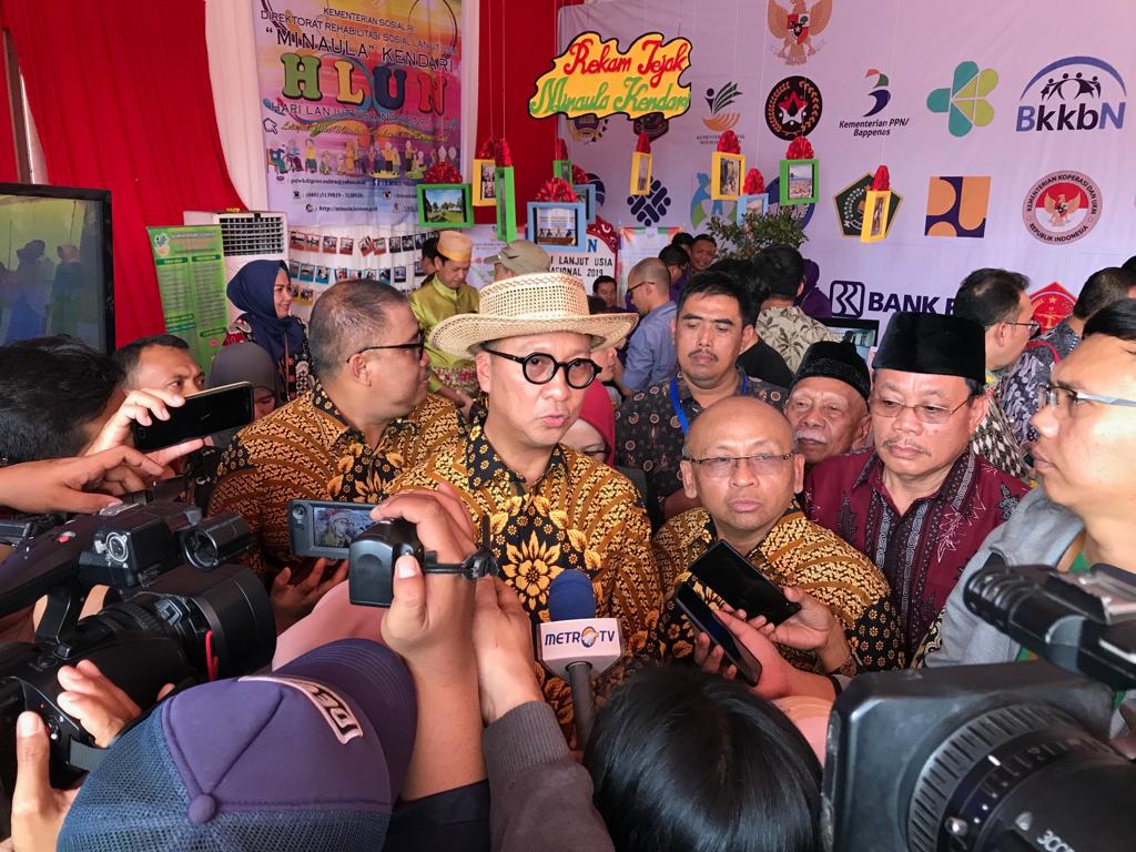 Mensos Pertimbangkan Usulan Penuhi Kebutuhan Hidup Lansia