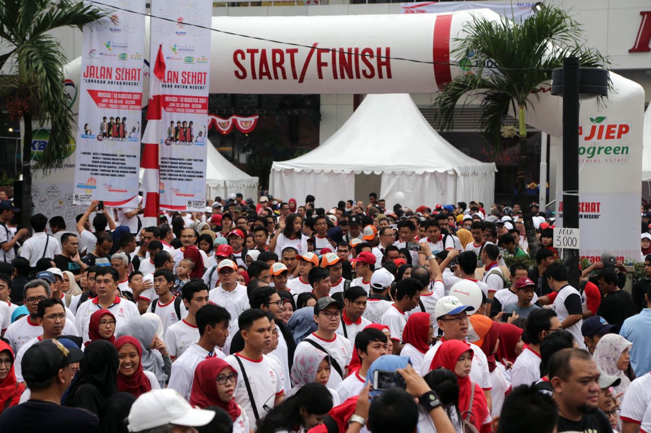 Sambut HUT ke-72 RI, Pupuk Indonesia dan 4 BUMN Gelar Jalan Sehat