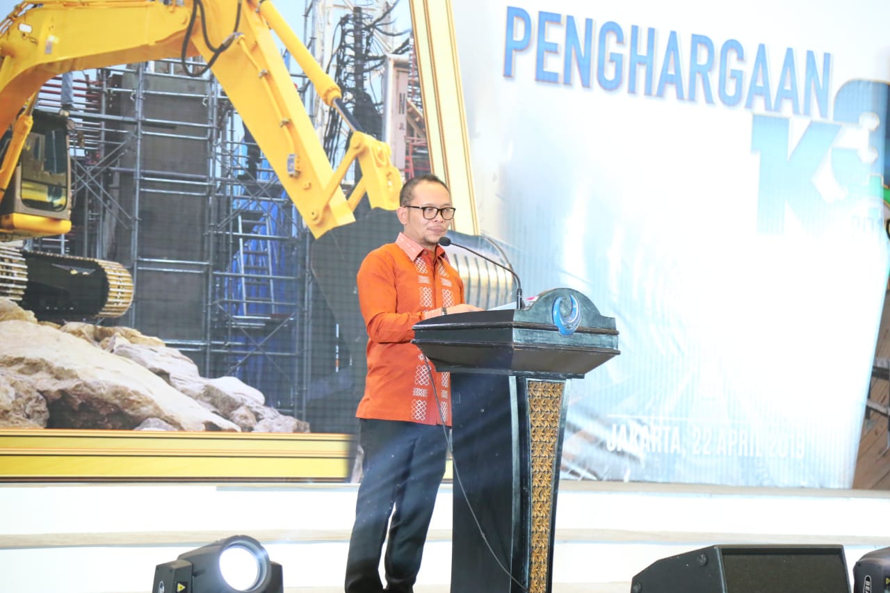 Kemenaker Beri Penghargaan K3 untuk Gubernur dan Pengusaha