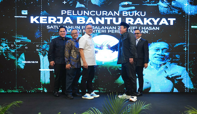 Setahun Jabat Menteri Perdagangan, Zulkifli Hasan Luncurkan Buku Kerja Bantu Rakyat
