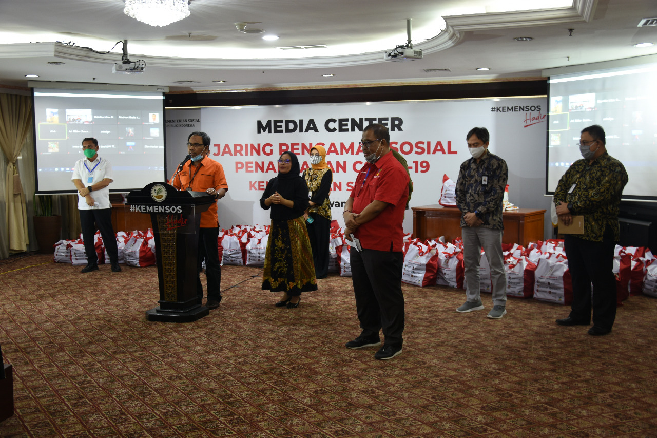 Kemensos Apresiasi PT Pos Indonesia dalam Menyalurkan Bansos