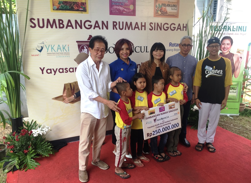 Demi Sembuhkan Anak dari Kanker, Orang Tua Gadai Rumah