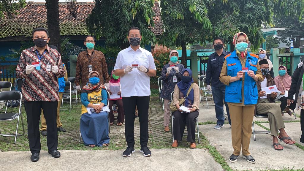 198 Kartu Keluarga Sejahtera Dibagikan untuk KPM Baru di Tangsel